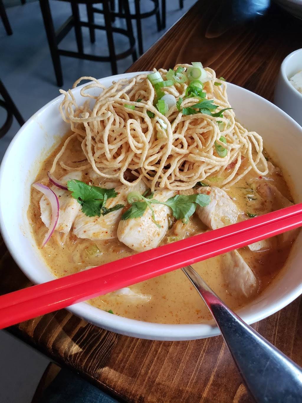 Banana Blossom Thai Restaurant | restaurant | 500 9th St, Gretna, LA 70053, USA | 5045000997 OR +1 504-500-0997