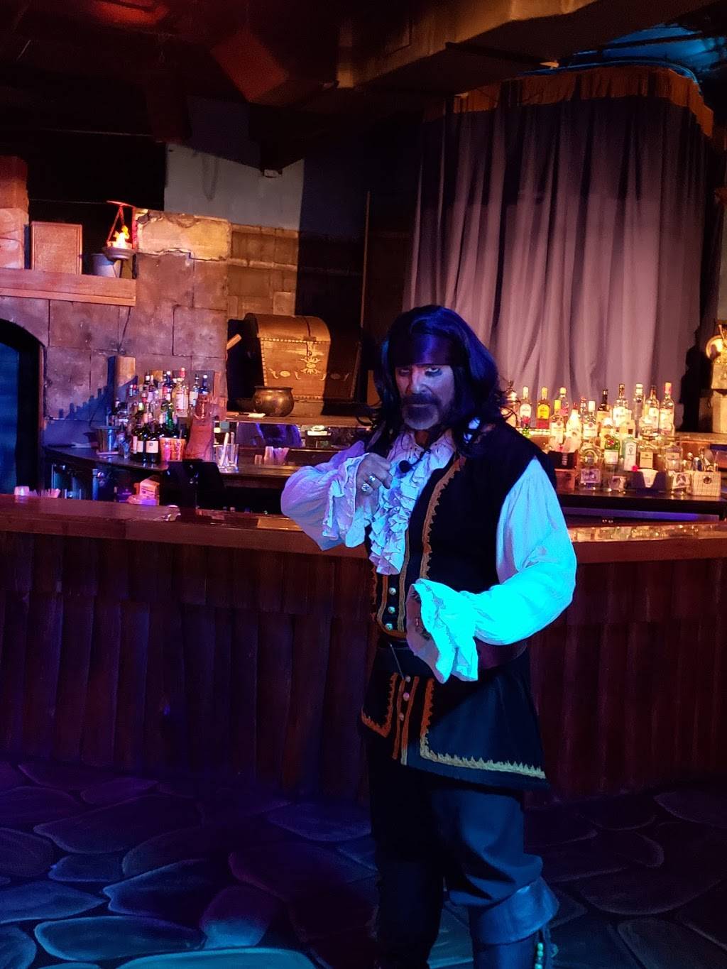 Orlando Dinner Entertainment | restaurant | 6400 Carrier Dr, Orlando, FL 32819, USA | 4072488638 OR +1 407-248-8638