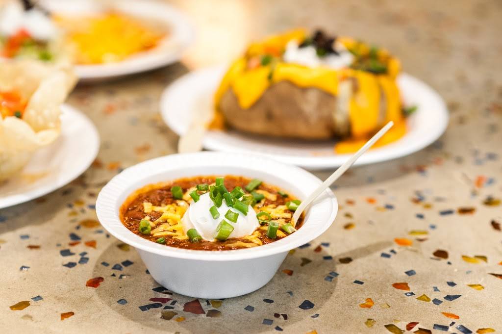 The Taco Factory | restaurant | 1746 Falcon Ave, Carmi, IL 62821, USA | 6183828226 OR +1 618-382-8226