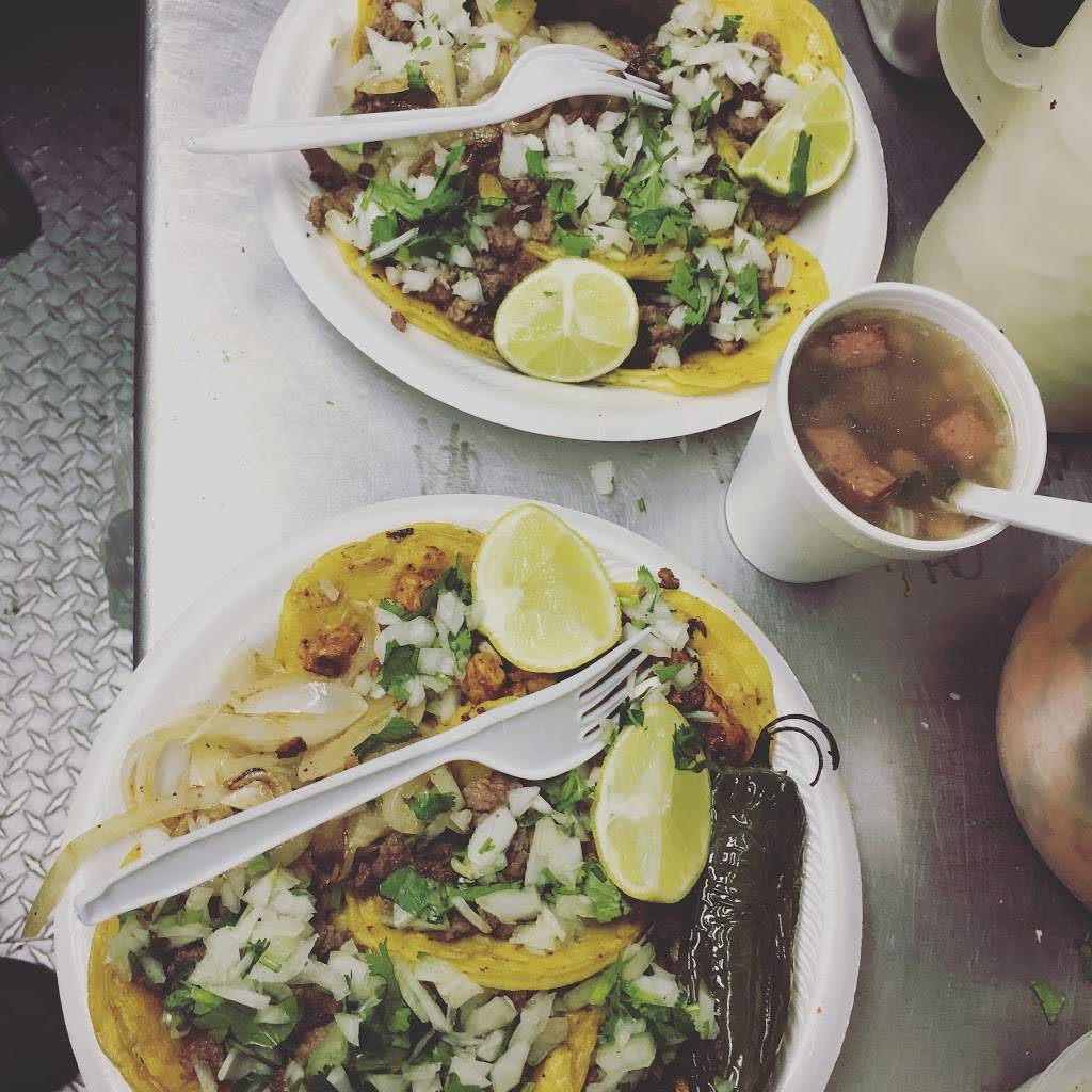 Mini Tacos El Gallo De Oro Mexican Grill | restaurant | 4919 S Flores St, San Antonio, TX 78214, USA | 2108038265 OR +1 210-803-8265