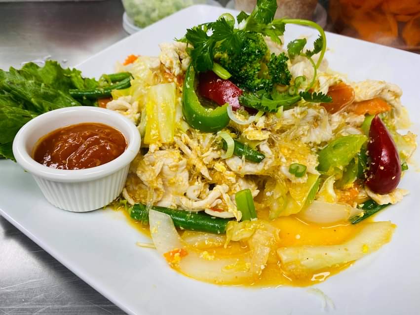 Thai Kitchen | restaurant | 332N N 3rd St, Fredonia, KS 66736, USA | 6202881018 OR +1 620-288-1018