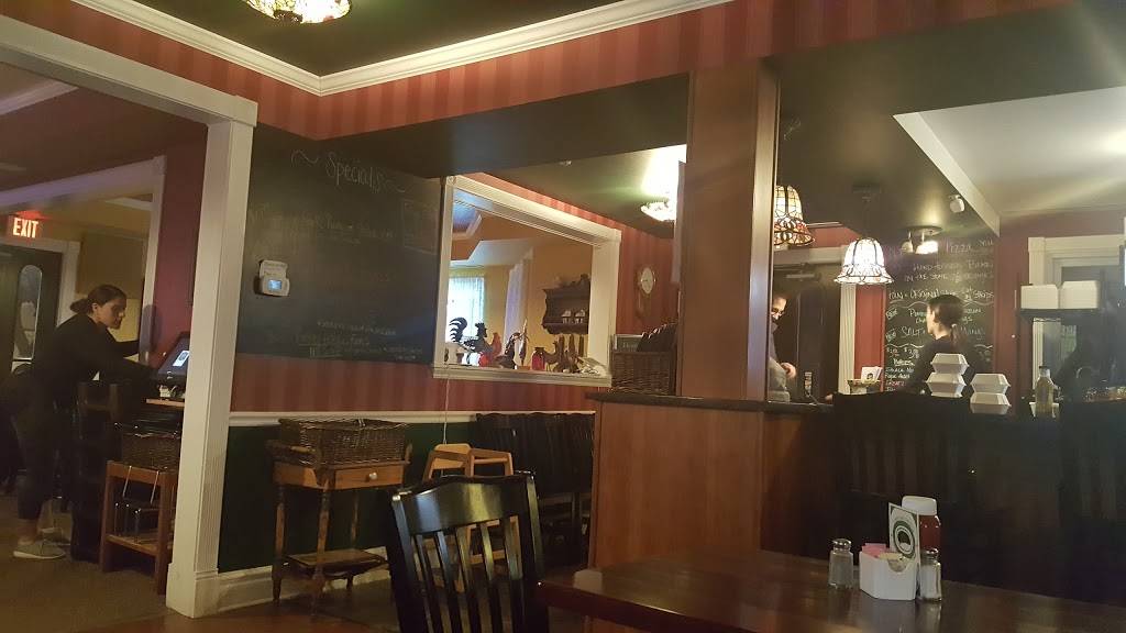 The Sweet Basil | restaurant | 3 Clinton St, Tully, NY 13159, USA | 3158104333 OR +1 315-810-4333