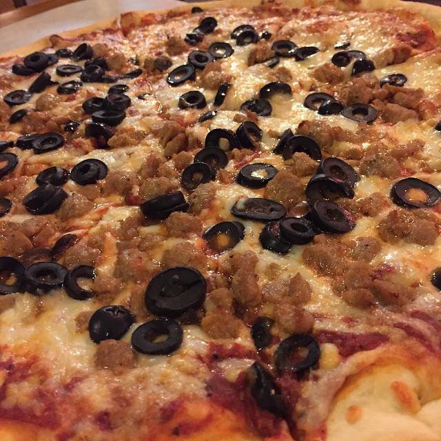 Wagon Wheel Pizza of Melbourne | restaurant | 3082 Lake Washington Rd, Melbourne, FL 32934, USA | 3212547411 OR +1 321-254-7411