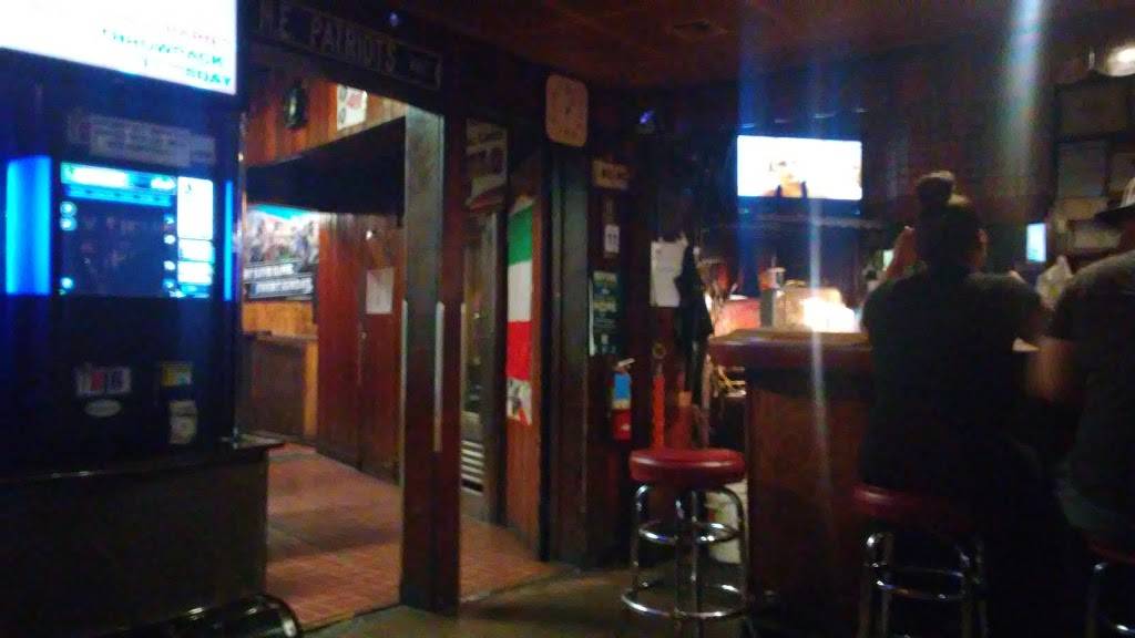 Red Barn Bar & Grill | restaurant | 646 N 8th St, Allentown, PA 18102, USA | 6104335376 OR +1 610-433-5376