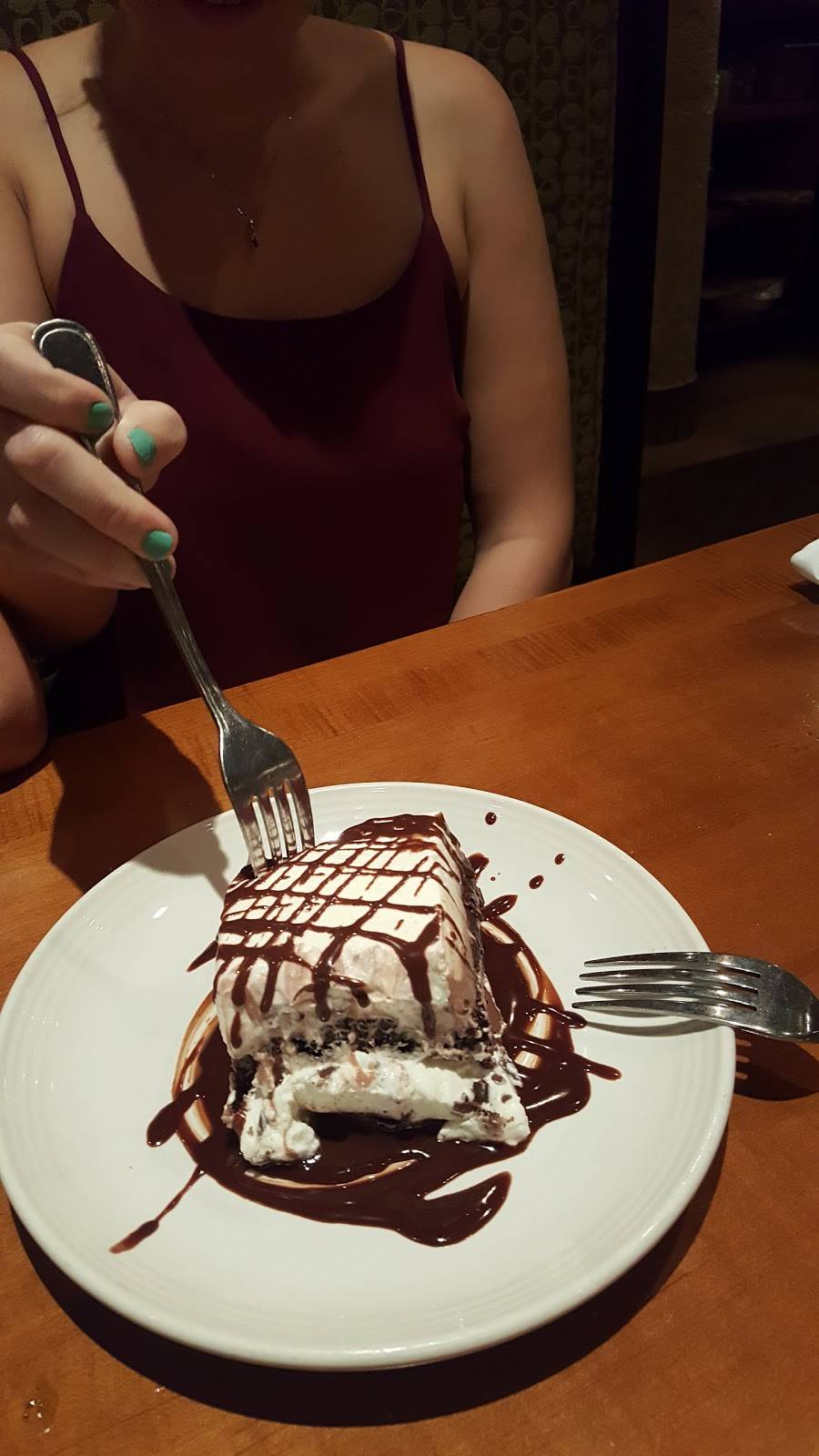 Carrabbas Italian Grill | restaurant | 5820 Red Bug Lake Rd, Winter Springs, FL 32708, USA | 4076966600 OR +1 407-696-6600