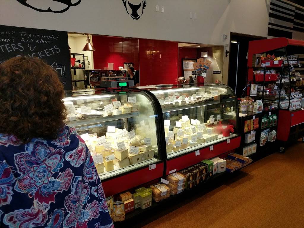 Cheesetique Ballston | restaurant | 800 N Glebe Rd, Arlington, VA 22203, USA | 7035669189 OR +1 703-566-9189