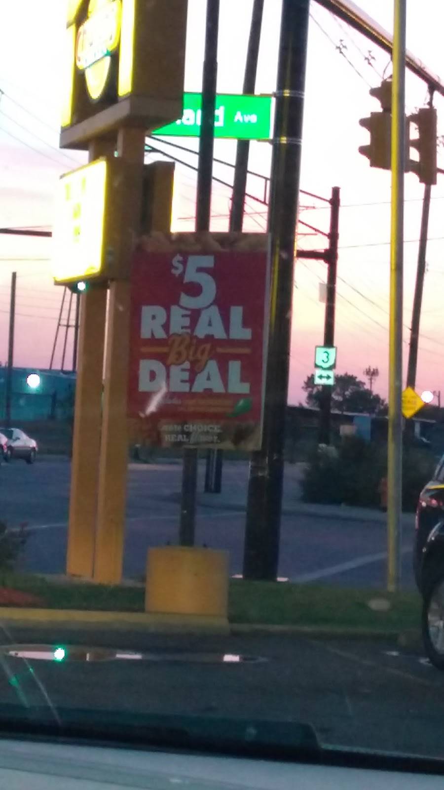 Churchs Chicken | restaurant | 1100 Cleveland Ave, Columbus, OH 43201, USA | 6142970798 OR +1 614-297-0798