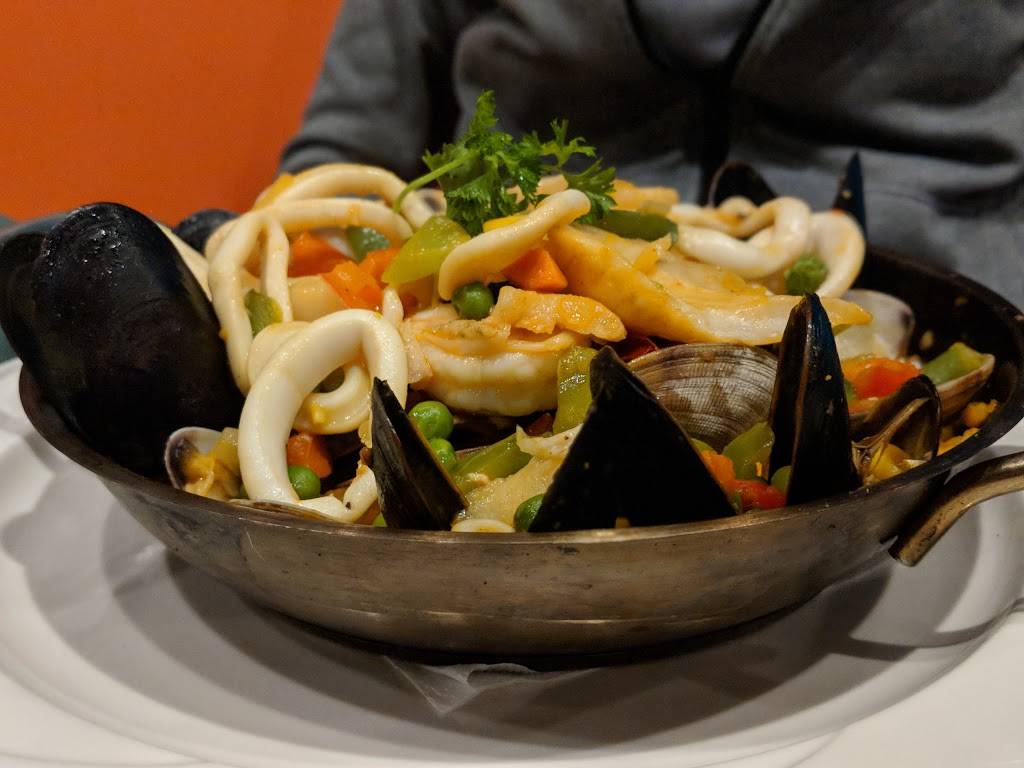 Guantanamera | restaurant | 110-80 Queens Blvd, Forest Hills, NY 11375, USA | 7185755755 OR +1 718-575-5755