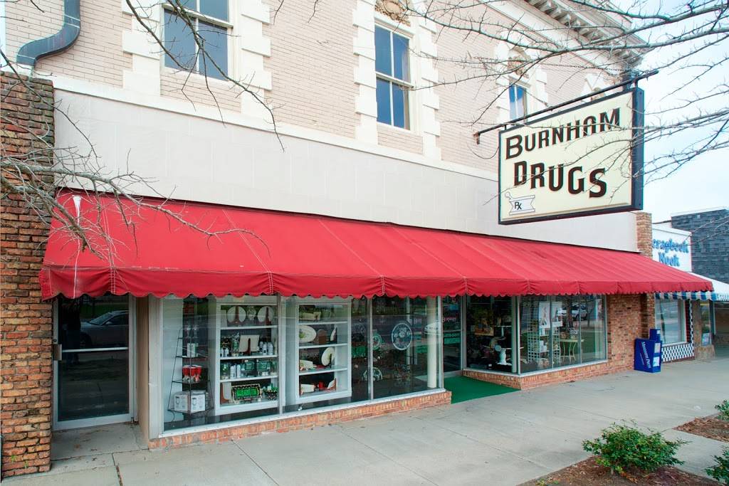 Burnham Drugs | restaurant | 7709 MS-613, Moss Point, MS 39563, USA | 2284753909 OR +1 228-475-3909