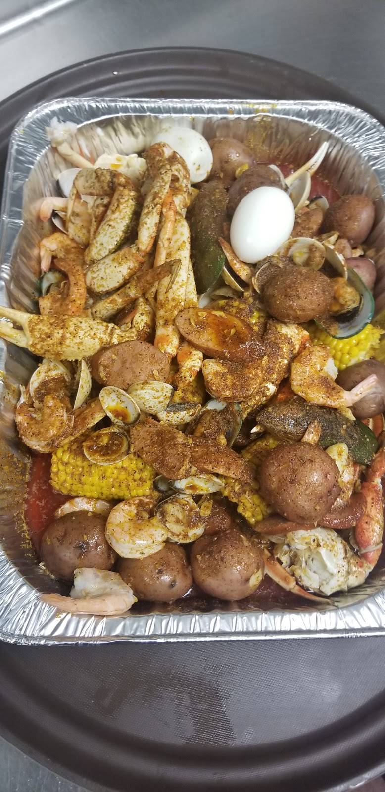 Red Hook Cajun Seafood & Bar Bartlett | restaurant | 6105 Stage Rd, Bartlett, TN 38134, USA | 9014108736 OR +1 901-410-8736