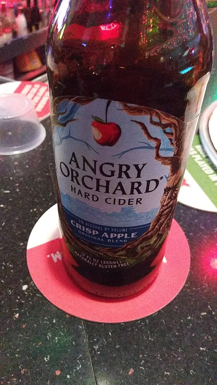 Hide-A-Way Tavern | restaurant | 263 White Horse Ave, Clementon, NJ 08021, USA | 8563463909 OR +1 856-346-3909