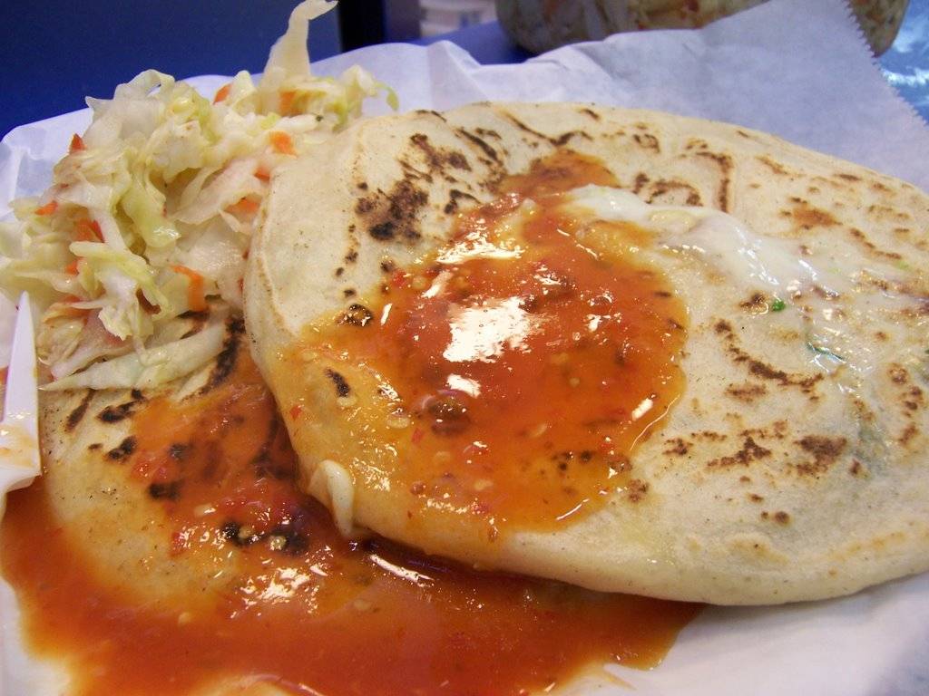 El Paraiso Salvadoreño | restaurant | 974 Kendall Dr Suite 7-8, San Bernardino, CA 92407, USA | 9098866575 OR +1 909-886-6575