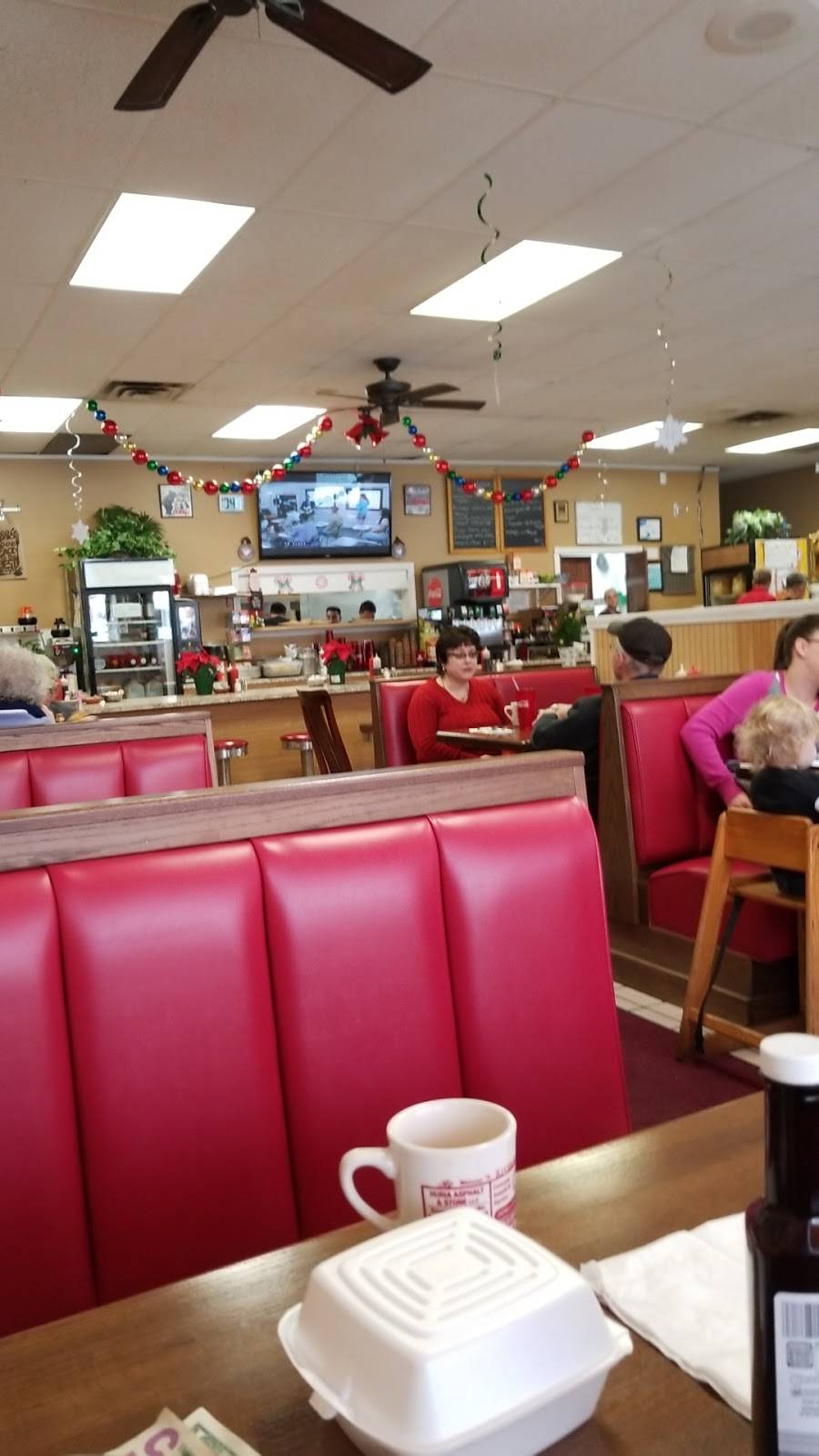 Riverside Restaurant Bristol | restaurant | 170 Riverside Ave, Bristol, CT 06010, USA | 8605827009 OR +1 860-582-7009