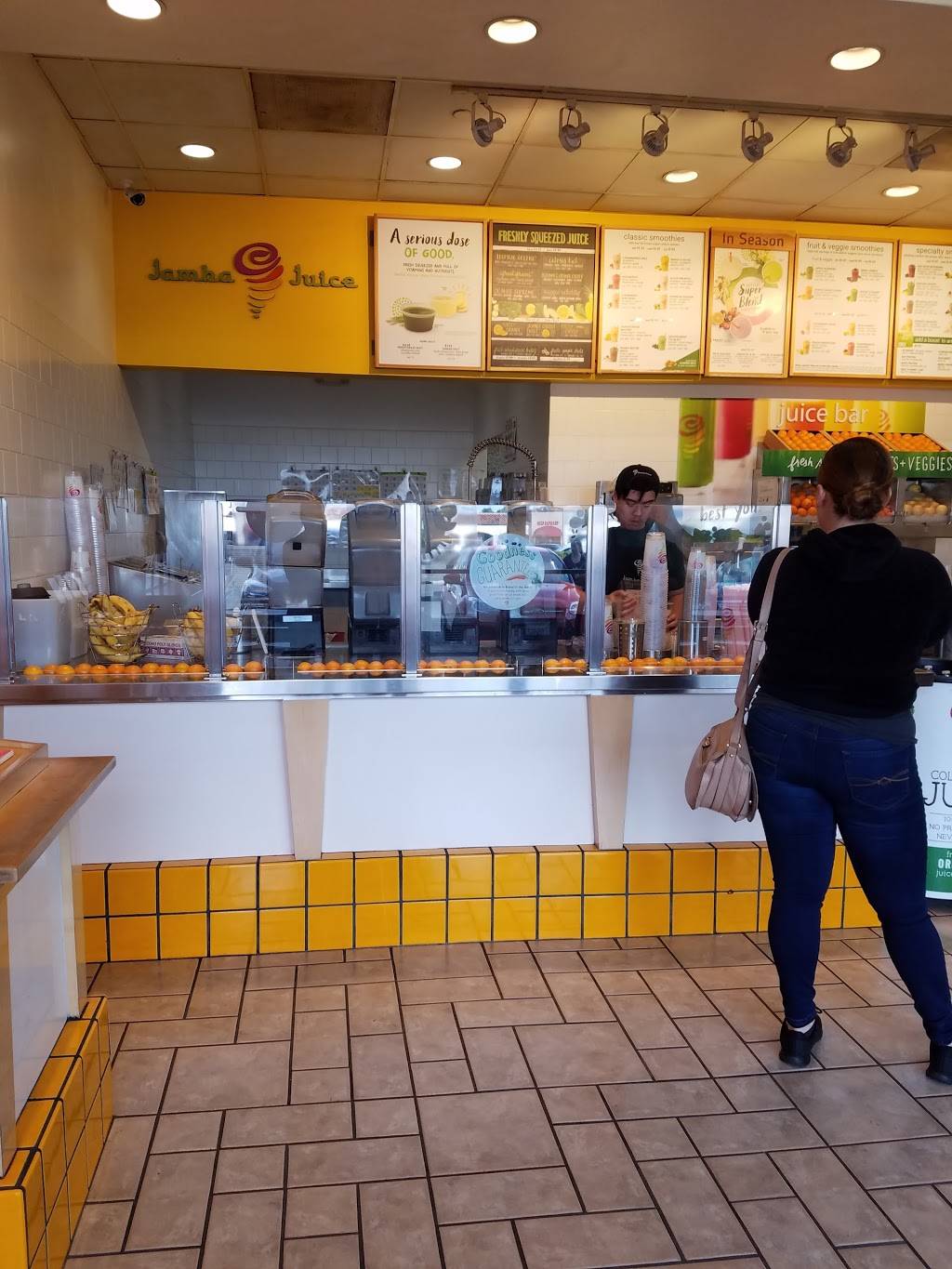 Jamba Juice | restaurant | 165 Plaza Dr #709, Vallejo, CA 94591, USA | 7076458912 OR +1 707-645-8912