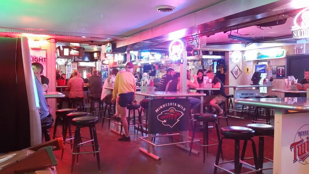 CJs Bar & Grill | restaurant | 18397 St Croix Trail, Shafer, MN 55074, USA | 6515830731 OR +1 651-583-0731