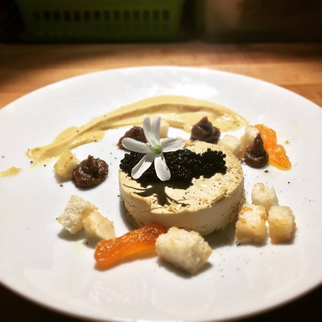 El Tenedor Restaurant | restaurant | 909 Yonge St, Toronto, ON M4W 2H2, Canada | 4169238888 OR +1 416-923-8888