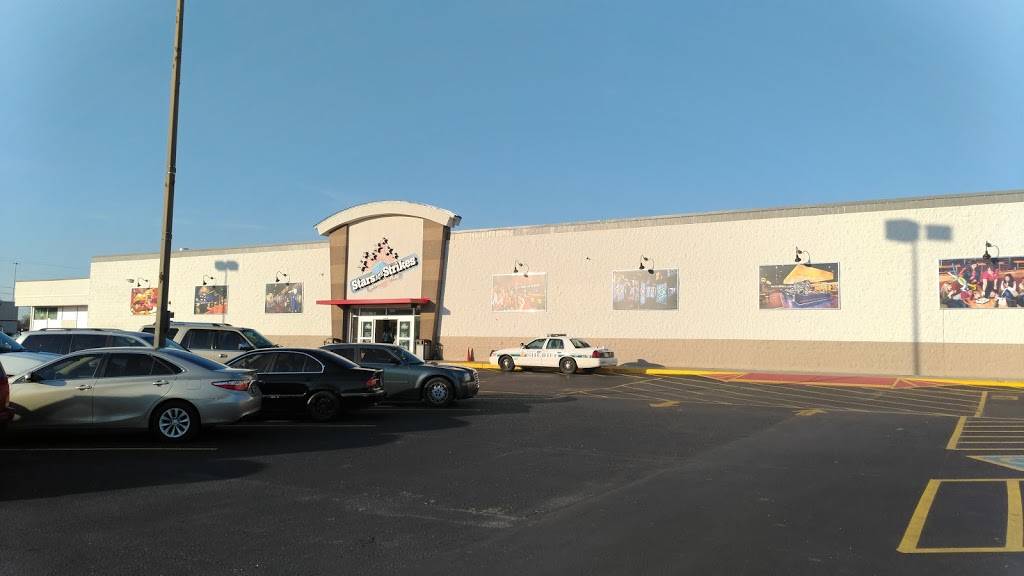 Stars and Strikes Family Entertainment Center | restaurant | 333 N Lowry St, Smyrna, TN 37167, USA | 6789655707 OR +1 678-965-5707