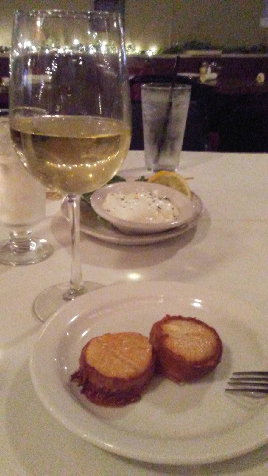 DeMarcos Restaurant | restaurant | 1965 Central Ave, Albany, NY 12205, USA | 5184567574 OR +1 518-456-7574