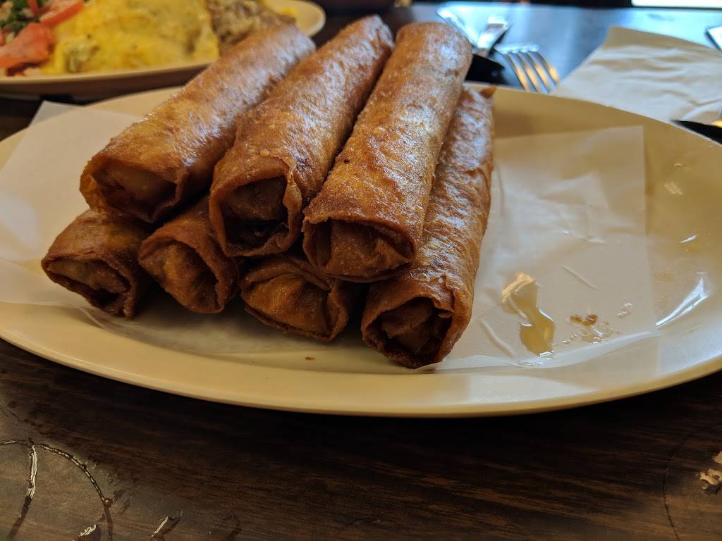 Elenas Restaurant | restaurant | 94-866 Moloalo St, Waipahu, HI 96797, USA | 8086768005 OR +1 808-676-8005