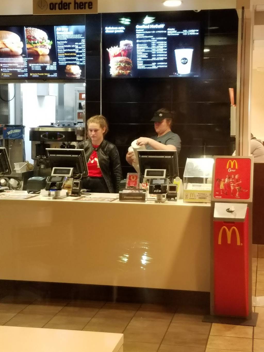 McDonalds | cafe | 701 W Locust St, Boonville, IN 47601, USA | 8128971168 OR +1 812-897-1168