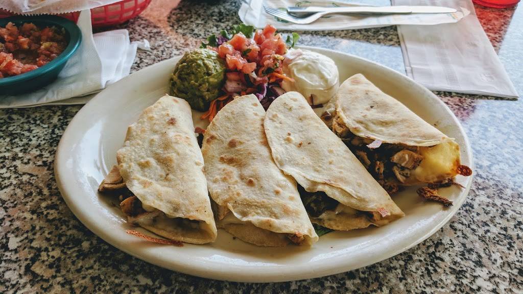 Chuys | restaurant | 1618 Western Blvd, Jacksonville, NC 28546, USA | 9102190330 OR +1 910-219-0330