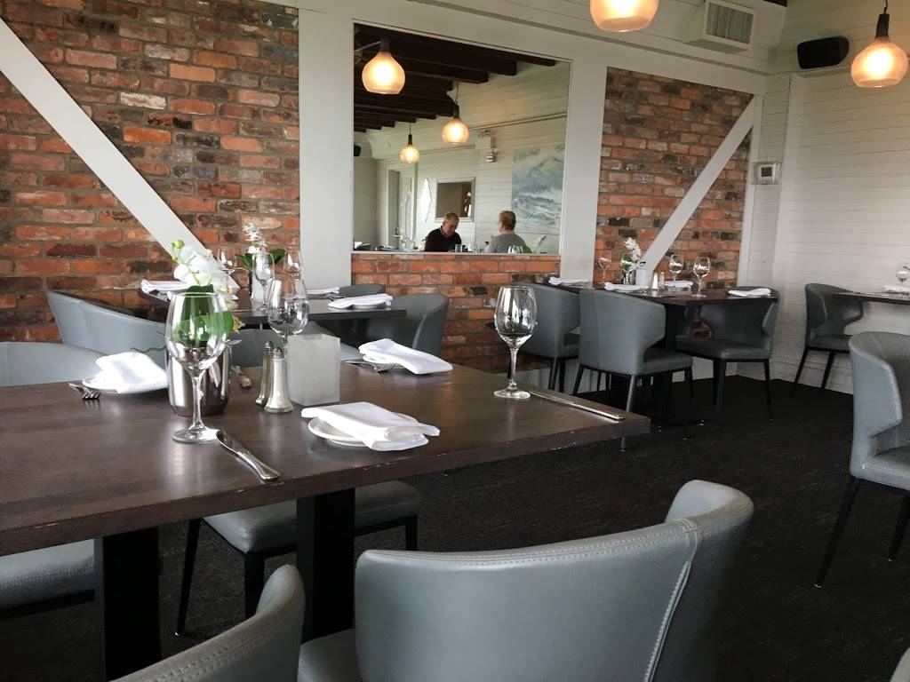 Lake House Restaurant | restaurant | 3100 N Service Rd, Vineland Station, ON L0R 2E0, Canada | 9055626777 OR +1 905-562-6777