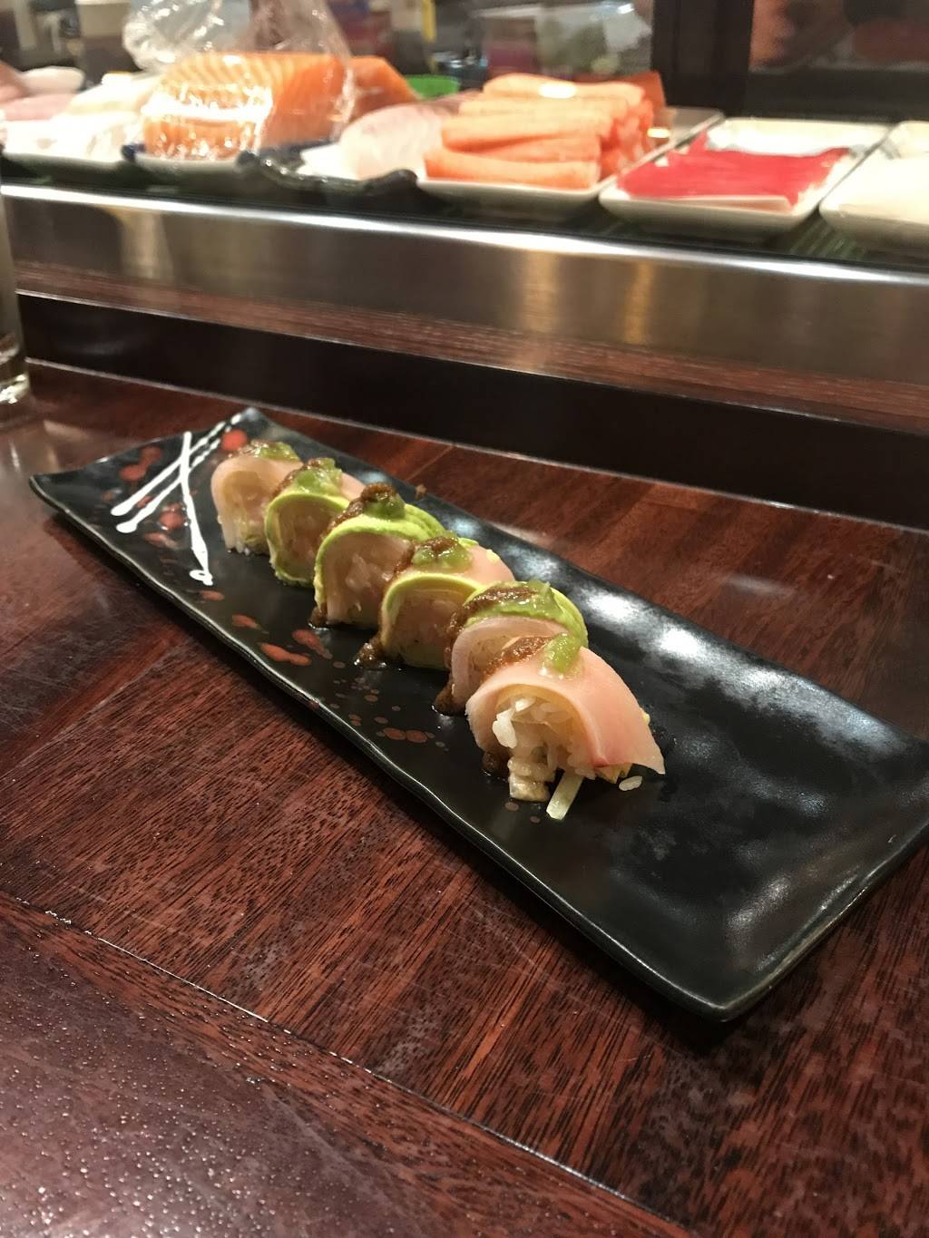 Tanoshii Sushi | restaurant | 1935 Sheridan Rd, Highland Park, IL 60035, USA | 8474335626 OR +1 847-433-5626