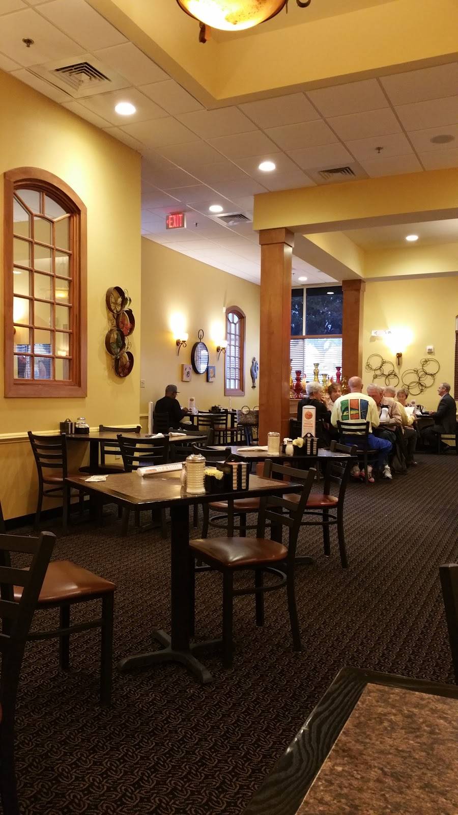 Brigs at the Village Restaurant | restaurant | 1040 Tryon Village Dr, Cary, NC 27518, USA | 9198592151 OR +1 919-859-2151