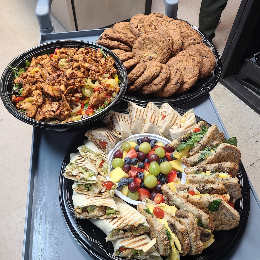 Franks Cafe | restaurant | 8414 Market St, Boardman, OH 44512, USA | 3309533131 OR +1 330-953-3131