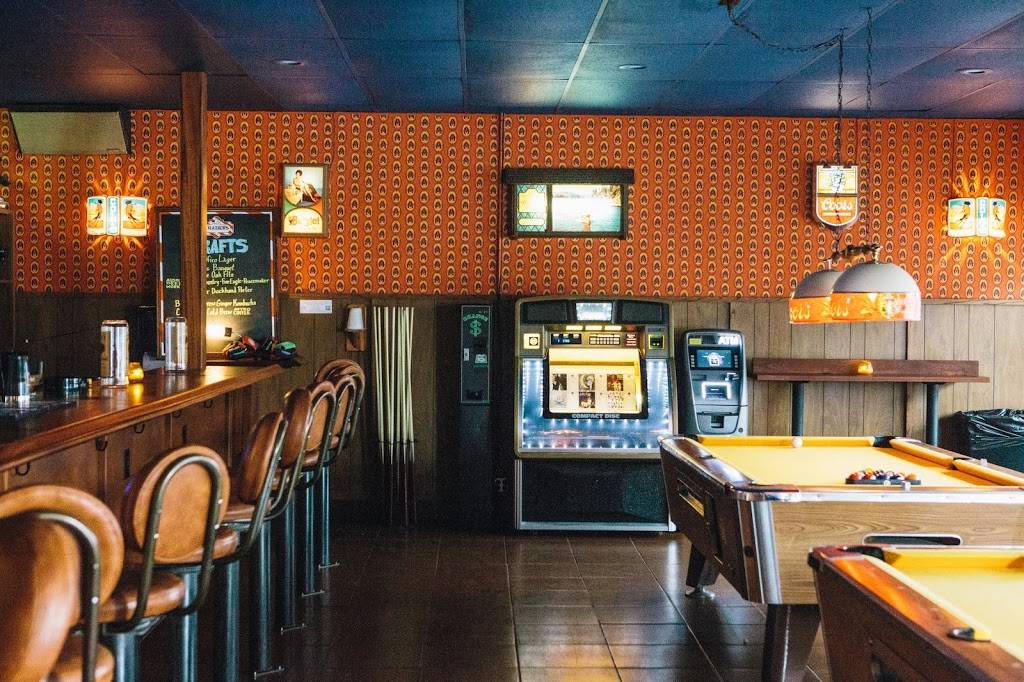 Fraziers Long and Low | restaurant | 2538 Elmont Dr, Austin, TX 78741, USA | 5125273082 OR +1 512-527-3082
