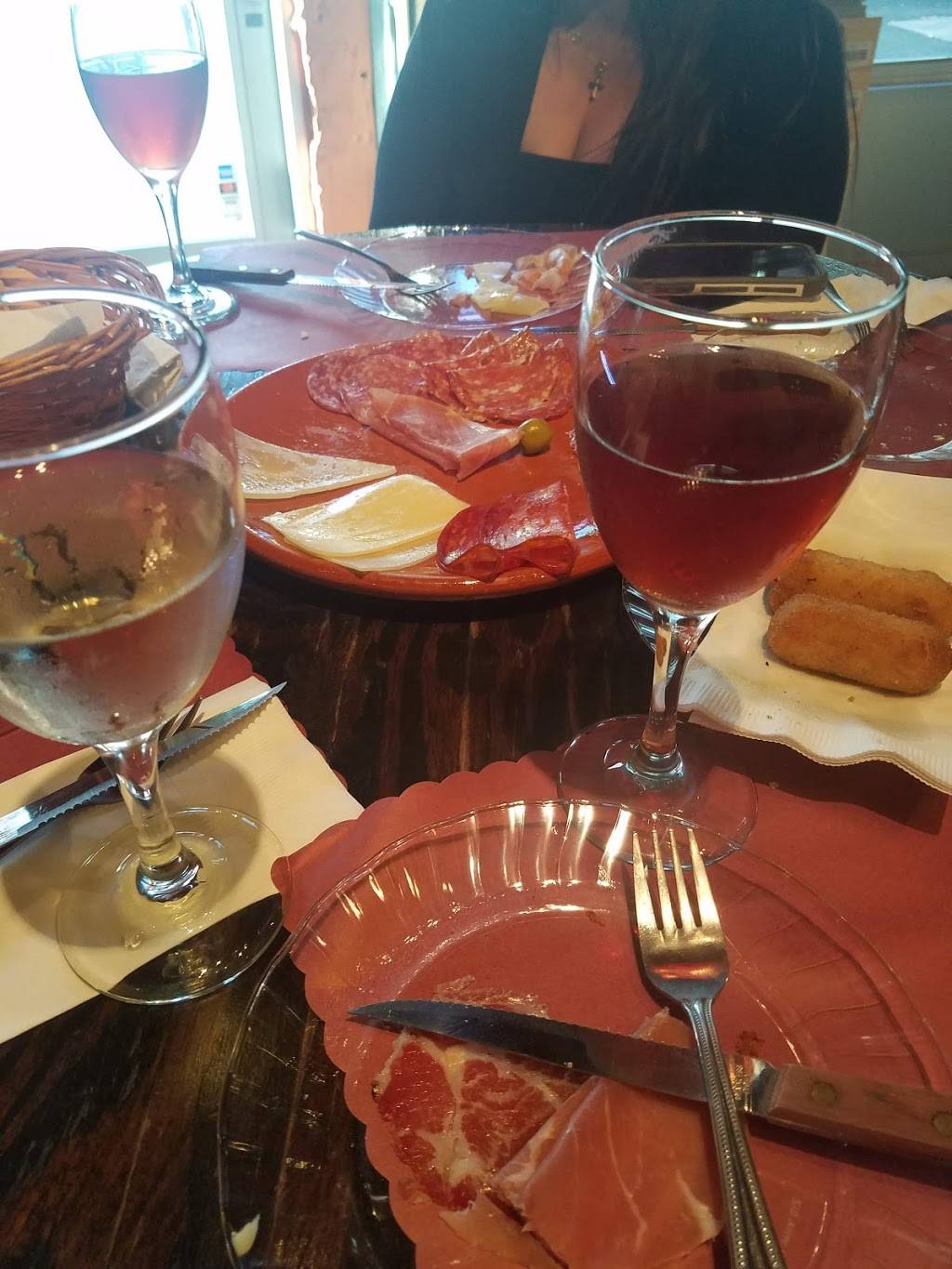 DCata for VIP Wine Club | restaurant | 5705 NW 84th Ave, Doral, FL 33166, USA | 3054775180 OR +1 305-477-5180