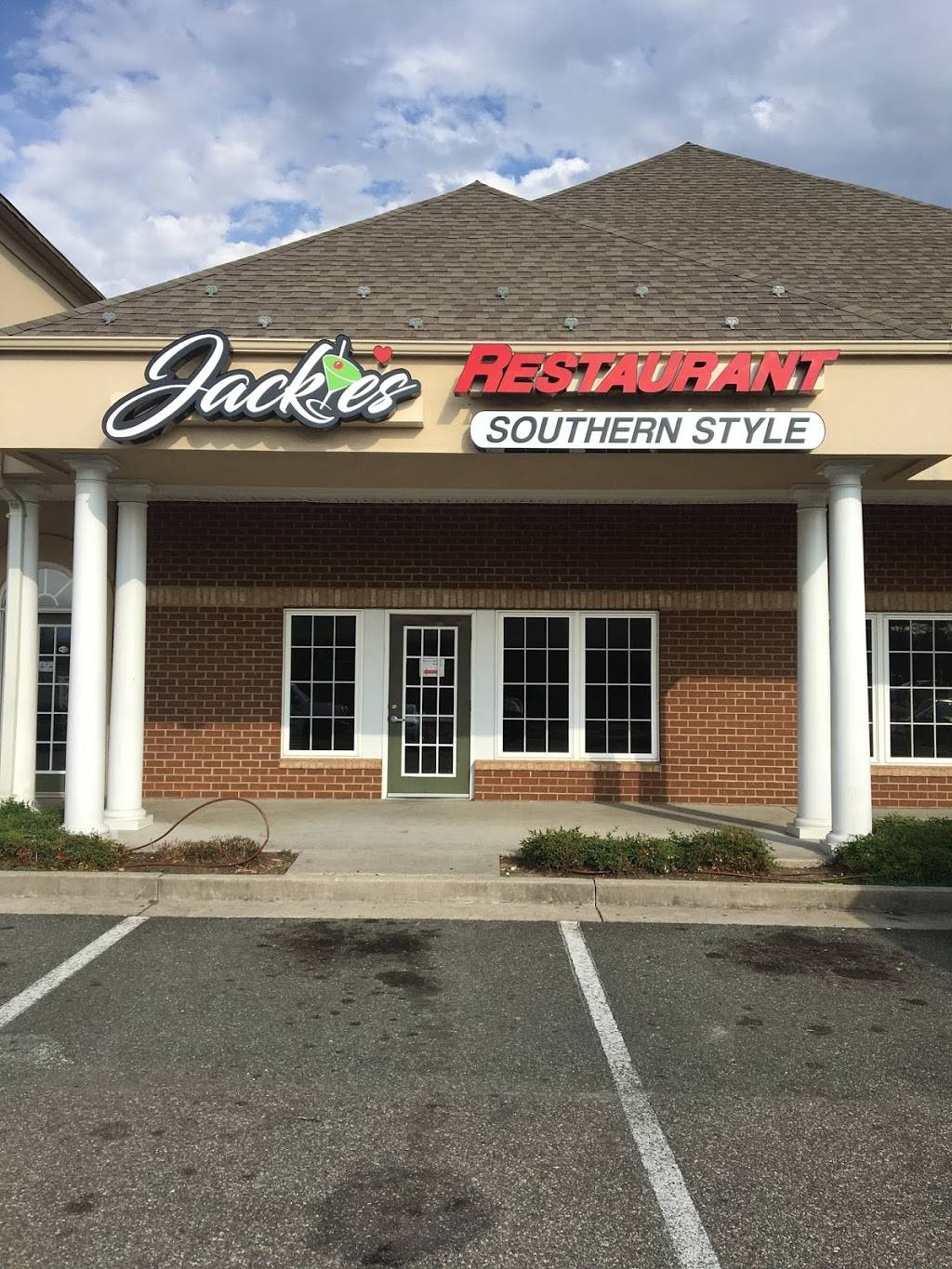 Jackies Restaurant | restaurant | 1241 N Laburnum Ave, Richmond, VA 23223, USA | 8044777493 OR +1 804-477-7493