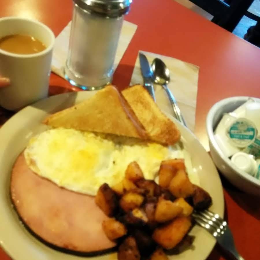 Rosarias Diner | restaurant | 591 Rodman St, Fall River, MA 02721, USA | 5083249454 OR +1 508-324-9454