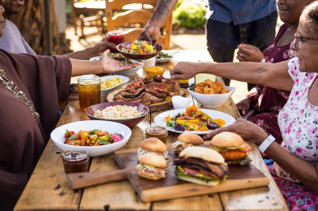 Black Bottom Southern Kitchen | cafe | 4806 Vineland Ave, North Hollywood, CA 91601, USA | 8188568532 OR +1 818-856-8532