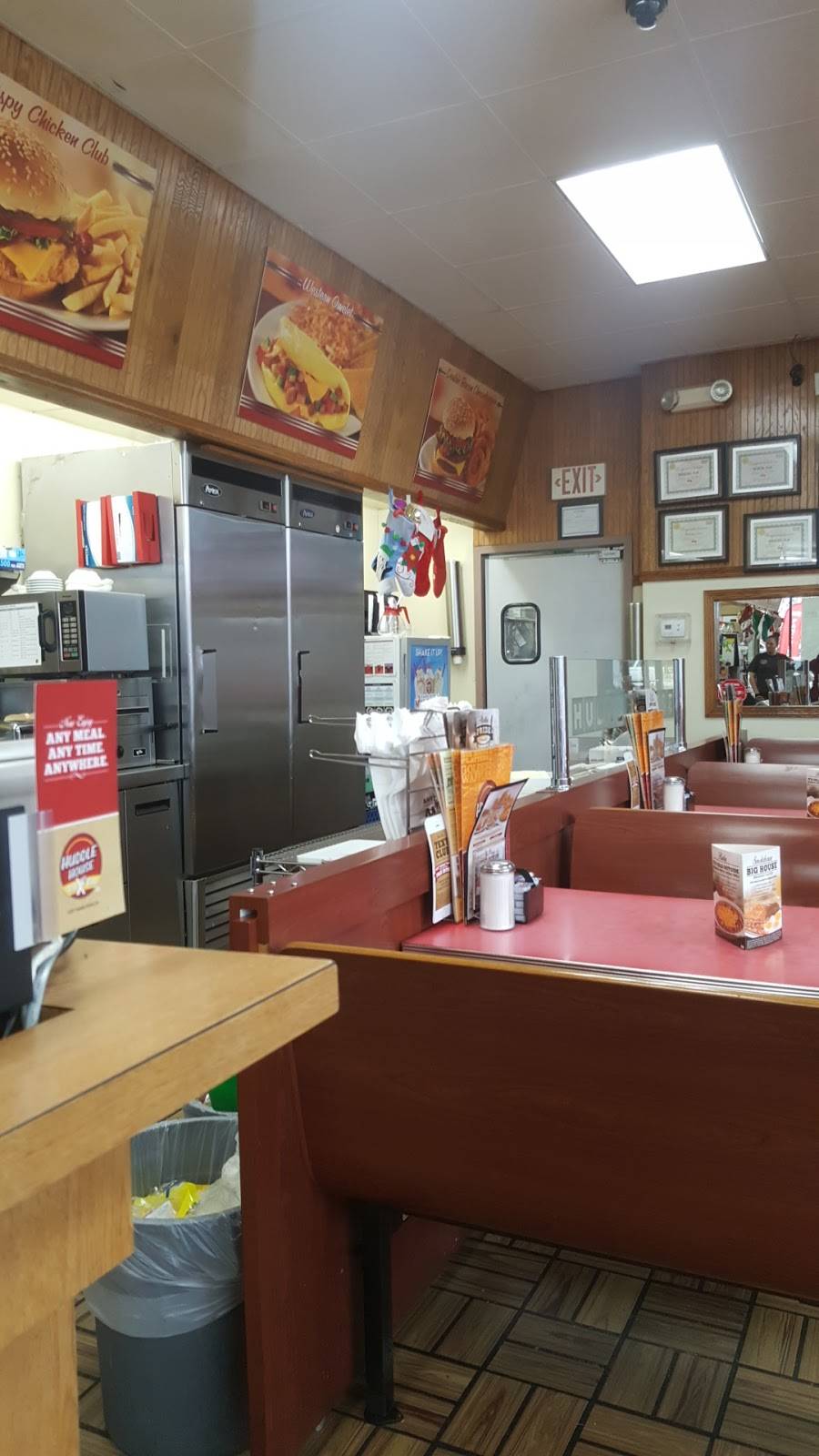 Huddle House | meal takeaway | 704 N Main St, Wrens, GA 30833, USA | 7065477760 OR +1 706-547-7760