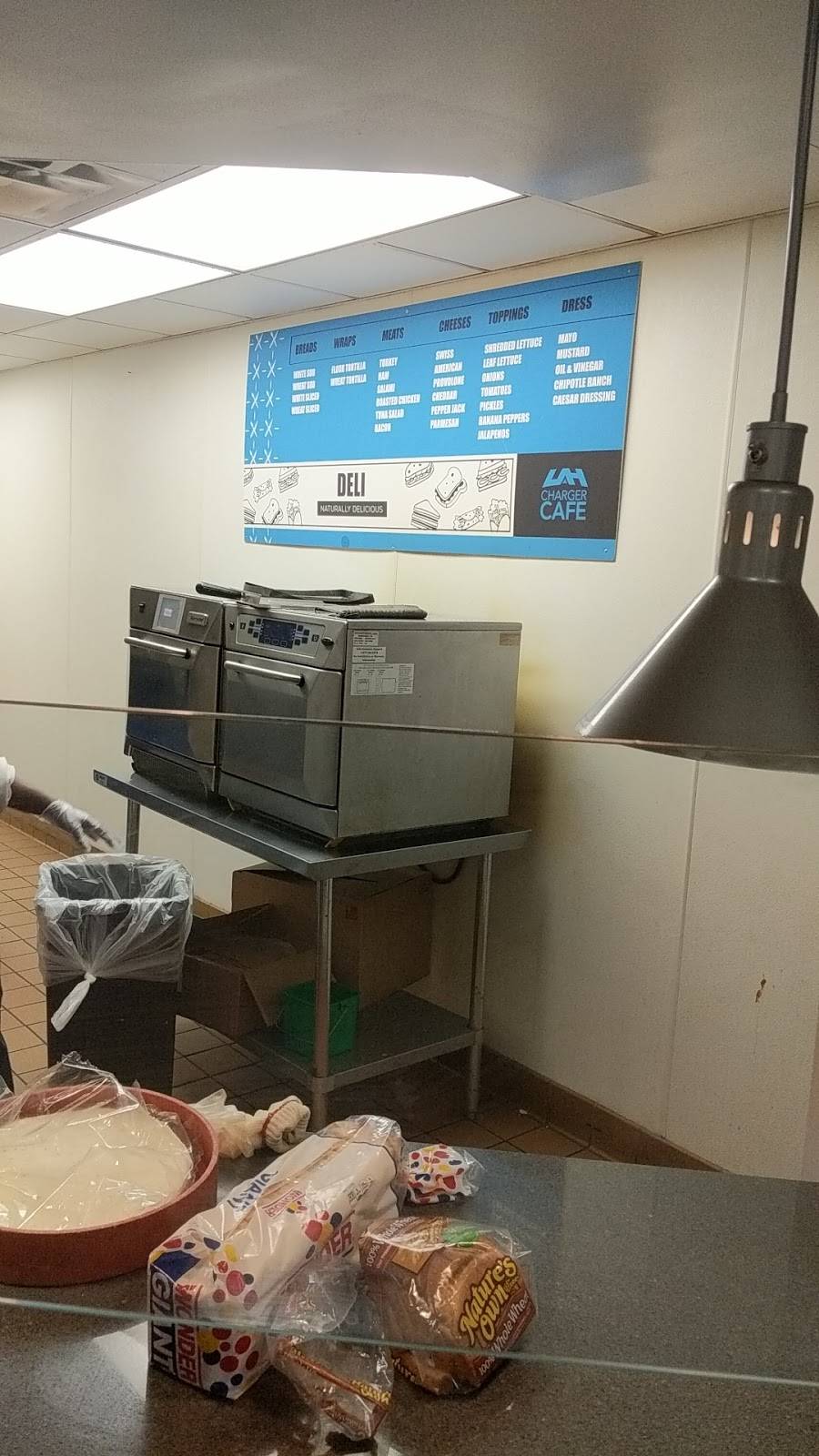 Charger Cafe | restaurant | University Cir, Huntsville, AL 35816, USA | 2567219428 OR +1 256-721-9428