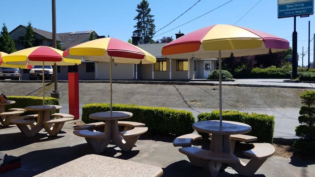 Wienerschnitzel | restaurant | 5905 Evergreen Way, Everett, WA 98203, USA | 4253536363 OR +1 425-353-6363