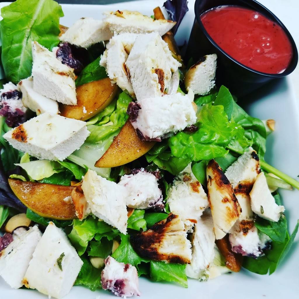 Changing Times | restaurant | 29 E Main St, Bay Shore, NY 11706, USA | 6316477871 OR +1 631-647-7871