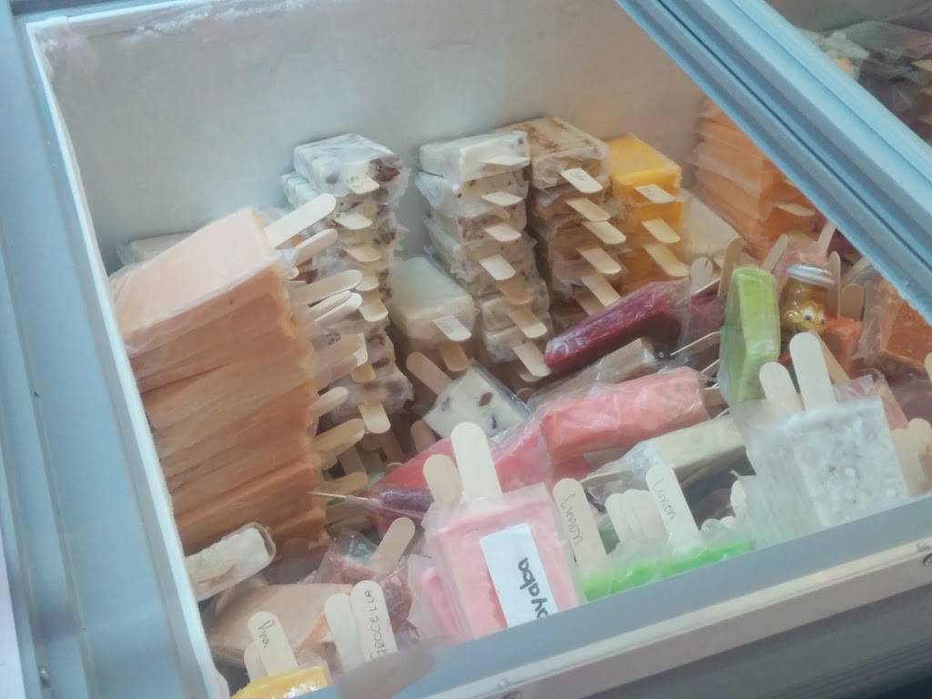 La Michoacana | restaurant | 3740 W Fullerton Ave, Chicago, IL 60647, USA | 7737998483 OR +1 773-799-8483