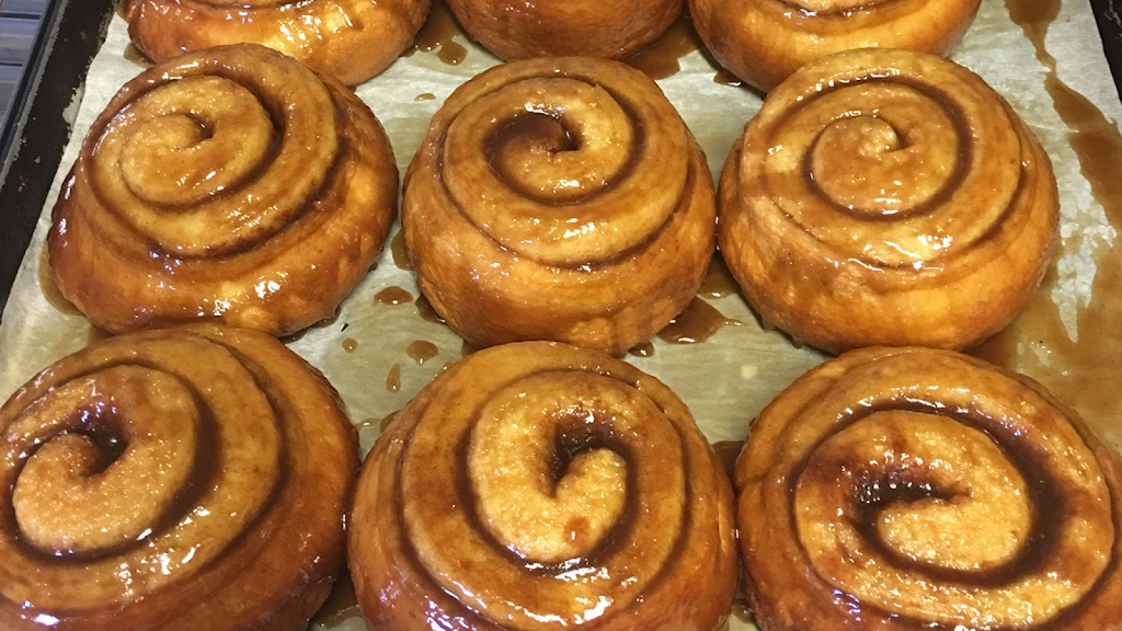 Northwoods Bakery & Cafe | restaurant | 115 Oak St E, Frederic, WI 54837, USA | 7153275509 OR +1 715-327-5509