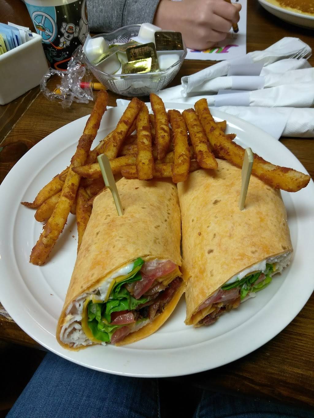 Rosebud Bakery & Diner | bakery | 102 N Jefferson Ave, West Jefferson, NC 28694, USA | 3368463333 OR +1 336-846-3333