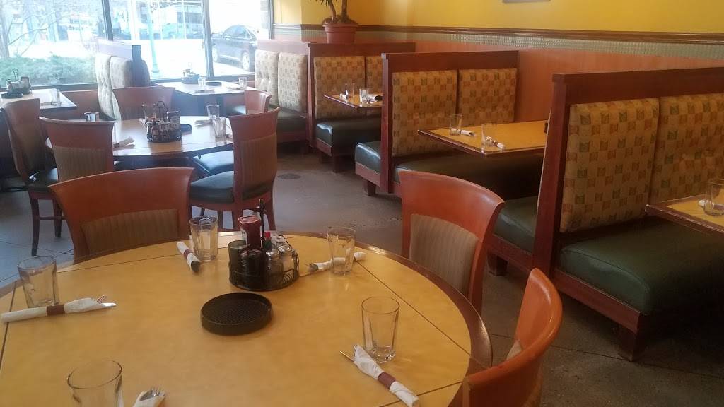 Eggsperience Café | cafe | 2000 Tower Dr, Glenview, IL 60026, USA | 8479985111 OR +1 847-998-5111