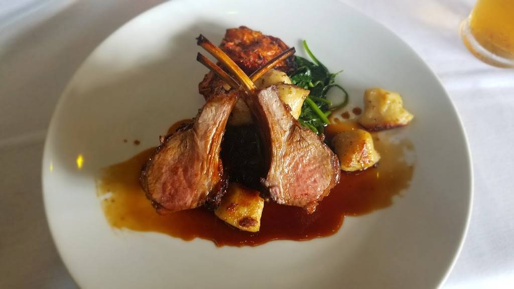 Eleven South | restaurant | 216 11th Ave S, Jacksonville Beach, FL 32250, USA | 9042411112 OR +1 904-241-1112