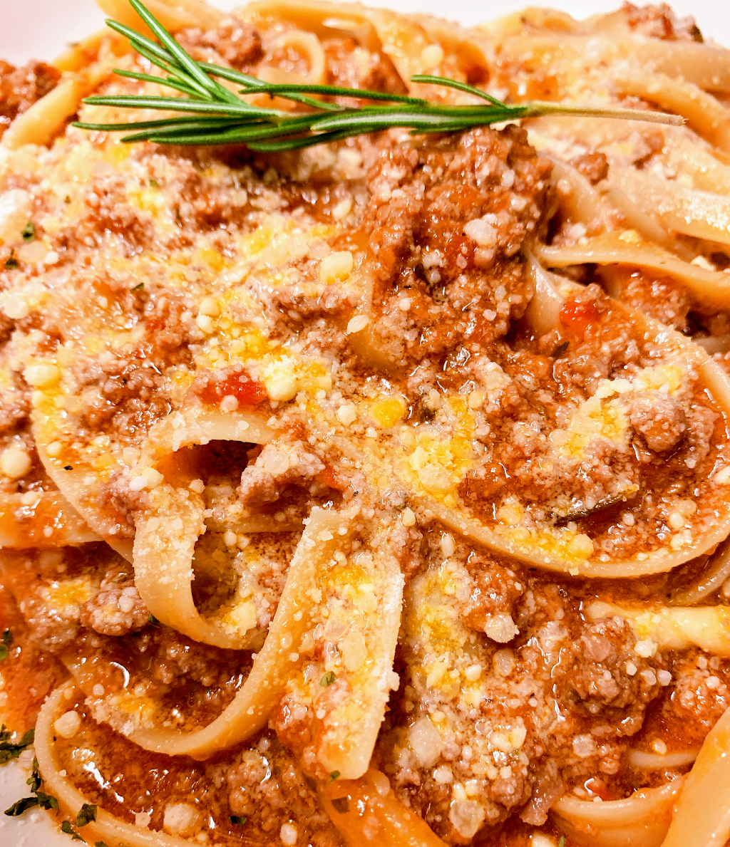 Travertino | restaurant | 118 E 116th St, New York, NY 10029, USA | 6468640040 OR +1 646-864-0040