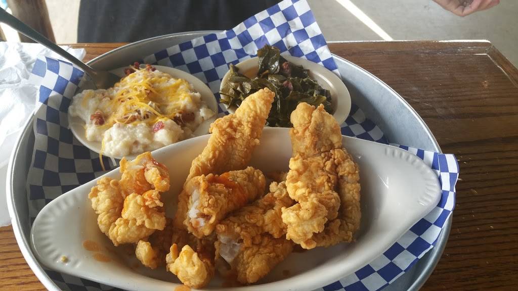 Mollys Seafood Shack | restaurant | 1580 E Merritt Island Causeway, Merritt Island, FL 32952, USA | 3214531288 OR +1 321-453-1288