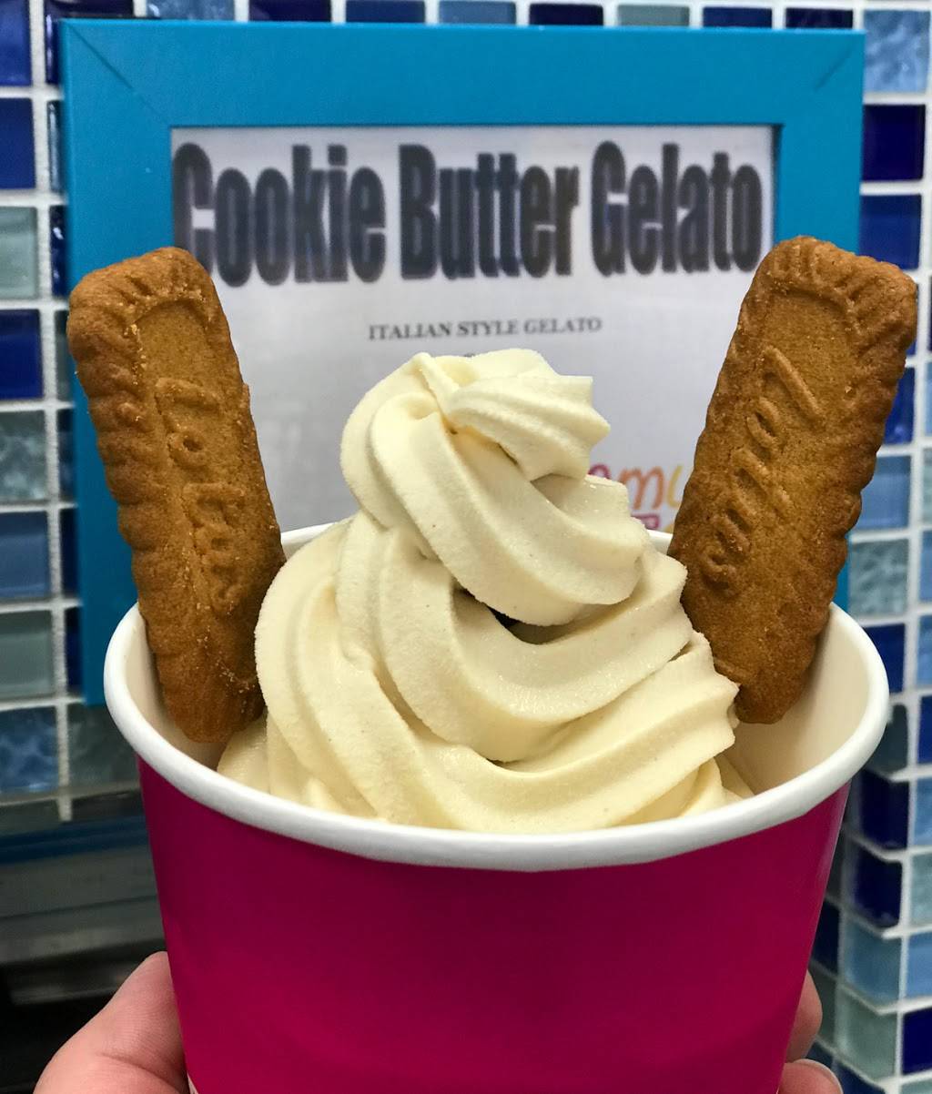 SMYLE Yogurt Bar | restaurant | 2620 Laporte Ave, Valparaiso, IN 46383, USA | 2194629696 OR +1 219-462-9696