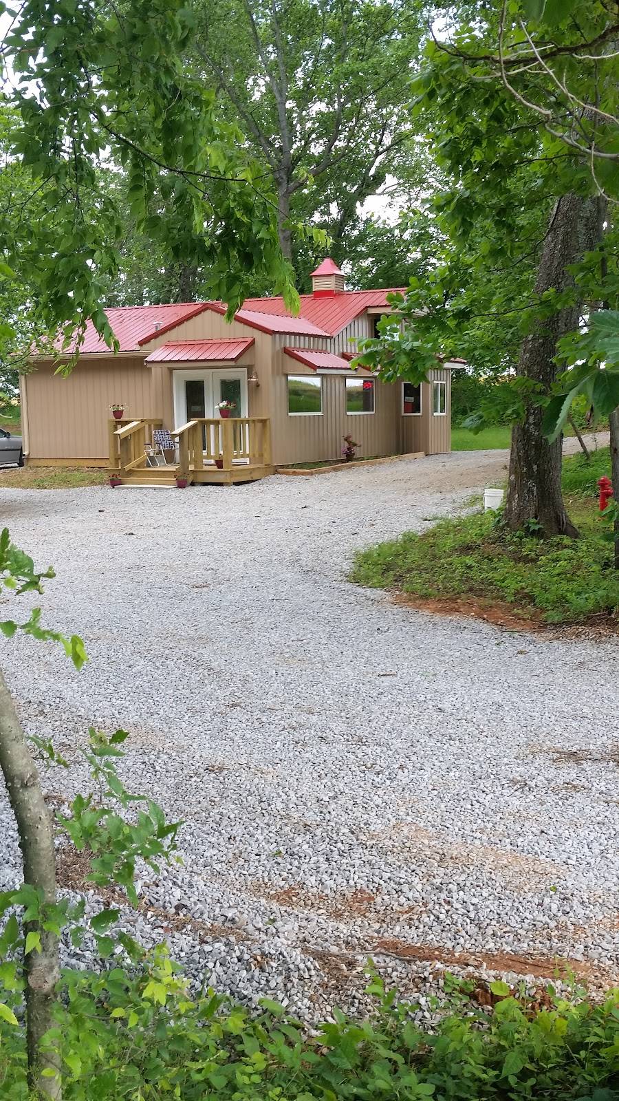 Lumpys | restaurant | 11922 Jago Thomas Rd, Herndon, KY 42236, USA | 2709876898 OR +1 270-987-6898