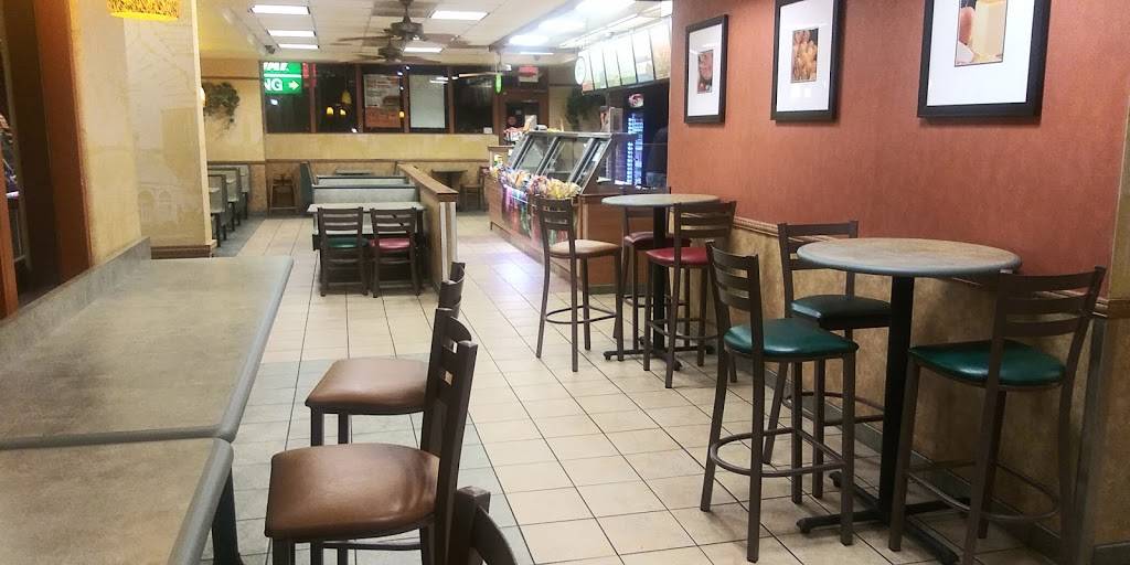 Subway | meal takeaway | 5700 NE Martin Luther King Jr Blvd, Portland, OR 97211, USA | 5035469398 OR +1 503-546-9398