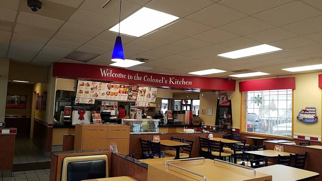 KFC | restaurant | 5673 West, US-10, Ludington, MI 49431, USA | 2318433496 OR +1 231-843-3496