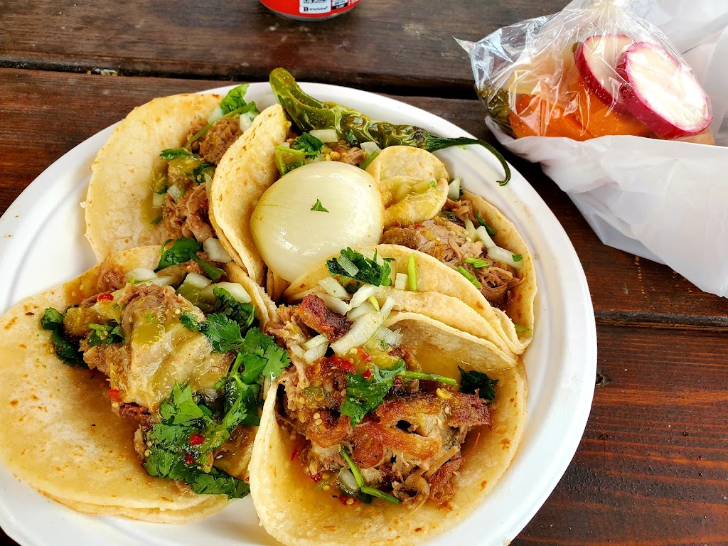 Taqueria La Fondita | restaurant | 8953 Aurora Ave N, Seattle, WA 98103, USA | 2064686594 OR +1 206-468-6594